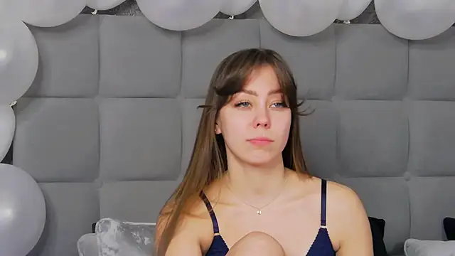 TheEmma online show from February 13, 4:39 pm