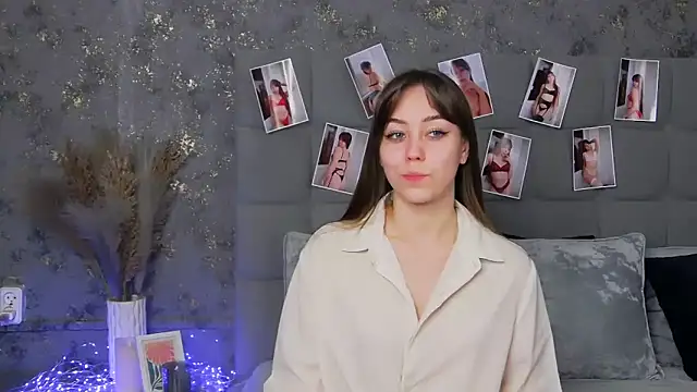 TheEmma online show from March 21, 4:07 pm