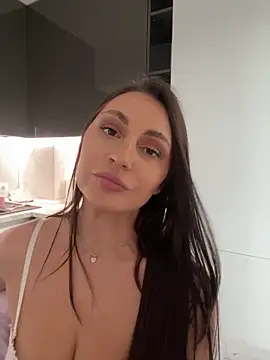 claraxjoyy online show from January 10, 11:11 am