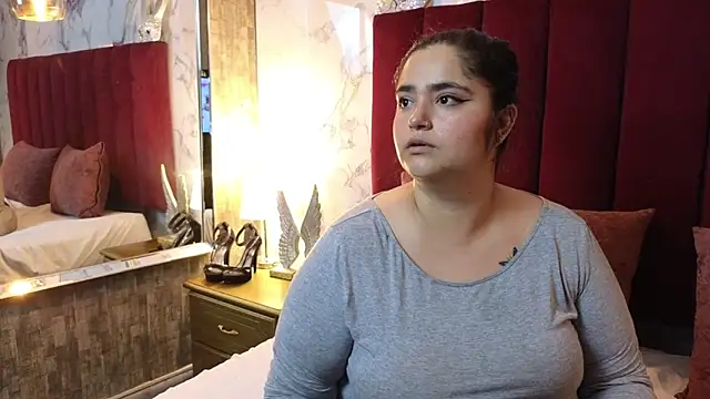 KRYSSTARITTER4 online show from September 28, 2:28 am