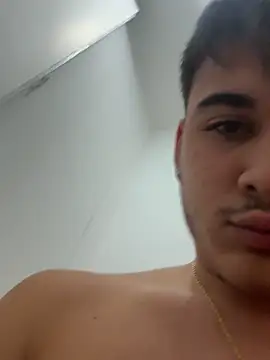 Snapshot of Sexocokin chatting on October 27, 11:09 pm Sexocokin online show from October 27, 11:09 pm