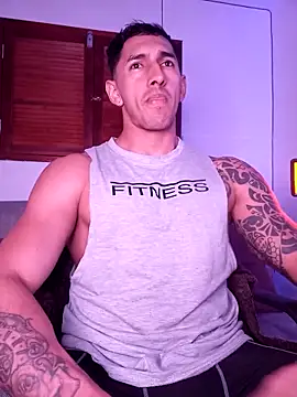 Joylopez fit online show from November 17, 3:40 pm