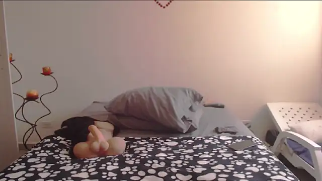 Snapshot of milchanel chatting on March 13, 3:50 pm milchanel online show from March 13, 3:50 pm