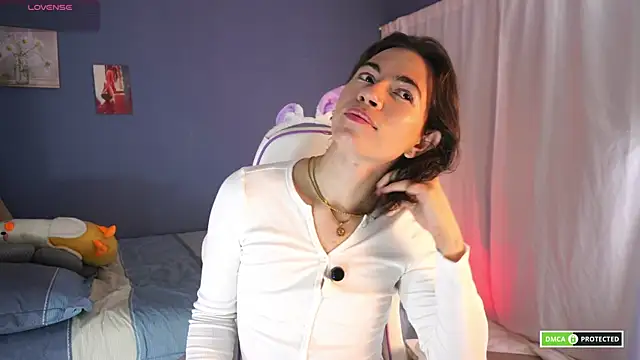 cute erelis  online show from March 4, 3:55 am