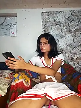 Enna Zarza  online show from September 25, 6:39 am