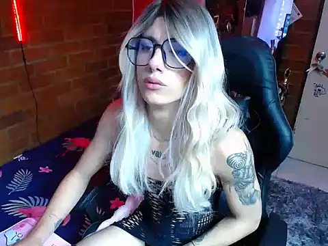 noah420sr online show from March 3, 10:20 pm