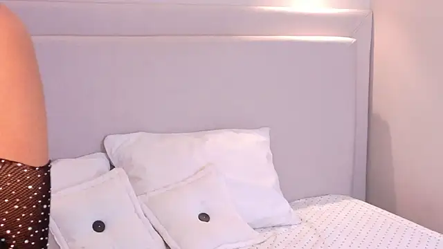 NickyBelmonth online show from February 21, 3:21 pm