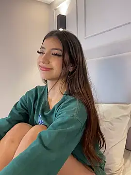 NickyBelmonth online show from March 6, 6:05 pm