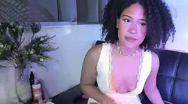 bronwgirl69 online show from January 20, 2:43 am
