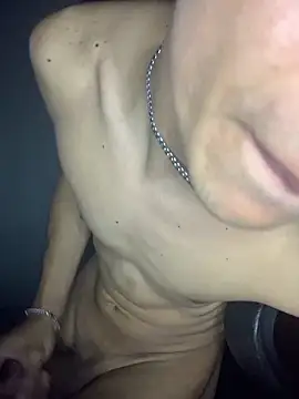 gabrielzinnnn085 online show from October 7, 9:56 pm