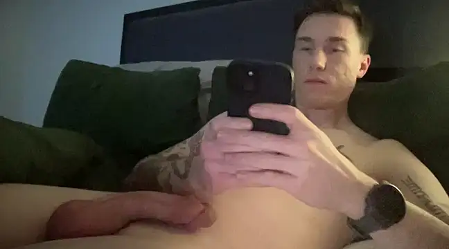 Snapshot of long_1313 chatting on February 10, 8:53 pm long 1313 online show from February 10, 8:53 pm