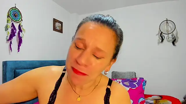 sofi saliva2511 online show from March 20, 12:40 am