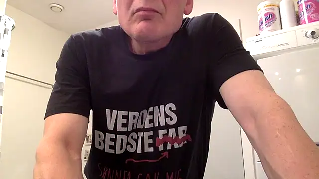 Snapshot of Parleg2 chatting on October 27, 9:35 am Parleg2 online show from October 27, 9:35 am