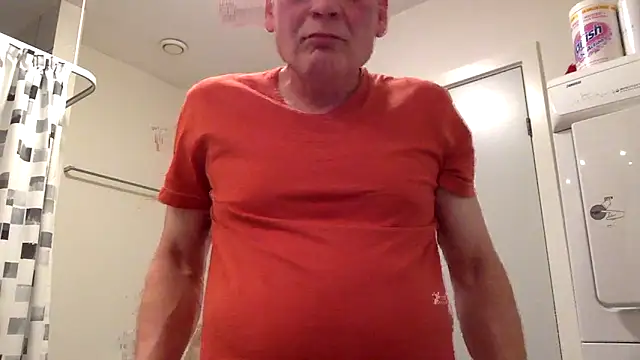 Snapshot of Parleg2 chatting on November 9, 10:08 pm Parleg2 online show from November 9, 10:08 pm