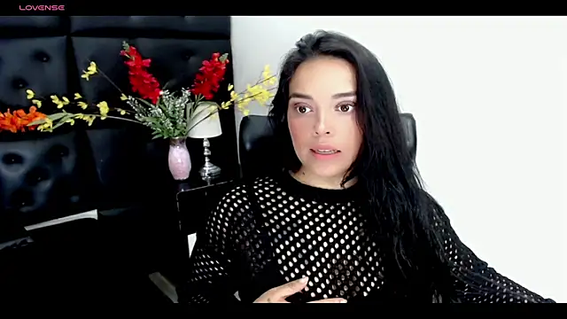 Snapshot of Carolaine01 chatting on March 1, 10:21 pm Carolaine01 online show from March 1, 10:21 pm