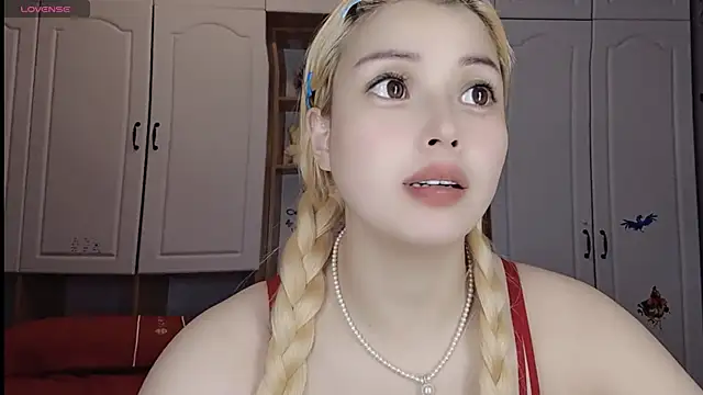 Lucky-xiuxiu online show from March 4, 5:11 am