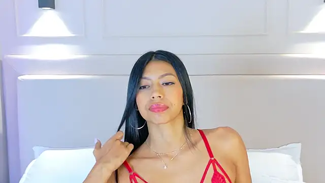 Snapshot of AbieHills chatting on February 17, 12:48 pm AbieHills online show from February 17, 12:48 pm