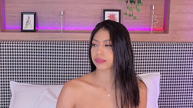 Snapshot of AbieHills chatting on March 13, 2:12 pm AbieHills online show from March 13, 2:12 pm