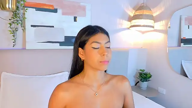 Snapshot of AbieHills chatting on November 26, 11:22 am AbieHills online show from November 26, 11:22 am