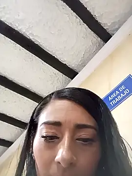 BELLA--26 online show from February 4, 3:04 pm