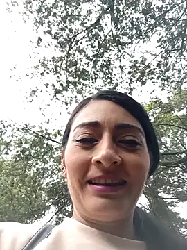 BELLA--26 online show from February 9, 2:50 pm