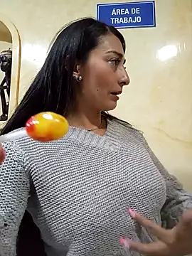 BELLA--26 online show from February 10, 10:40 pm