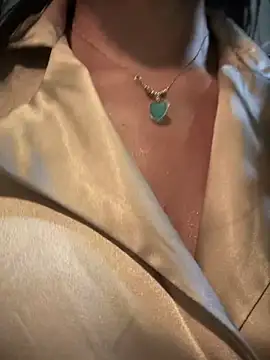 BELLA--26 online show from October 18, 1:34 pm