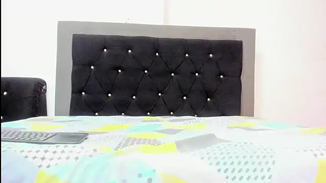 violetadumsper online show from February 3, 2:36 am