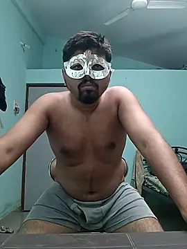 Desi Heat online show from March 5, 4:13 pm