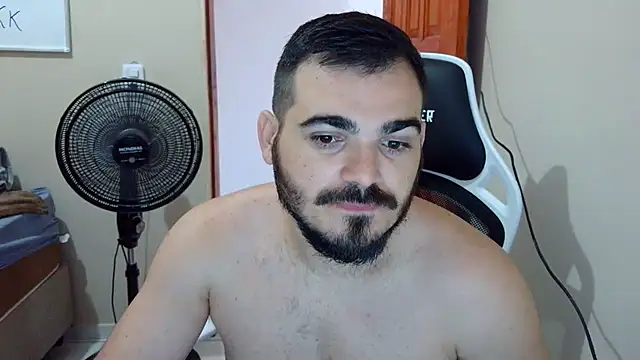 Snapshot of camillebr chatting on February 21, 7:21 pm camillebr online show from February 21, 7:21 pm