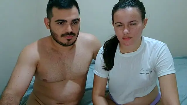 Snapshot of camillebr chatting on February 26, 12:16 am camillebr online show from February 26, 12:16 am