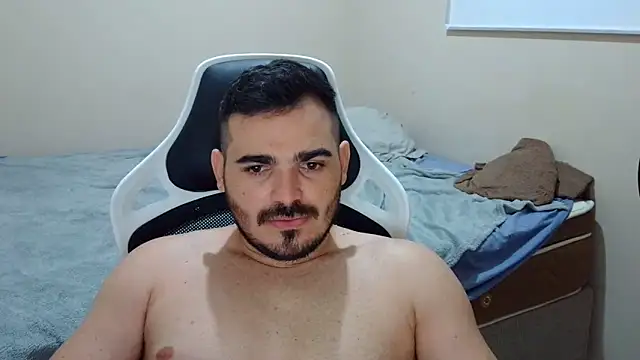 Snapshot of camillebr chatting on March 23, 12:15 am camillebr online show from March 23, 12:15 am