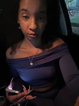 lunalustycumslut online show from March 15, 4:24 am