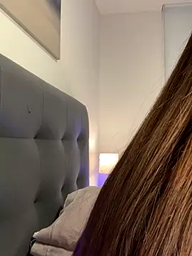 Maddy Jones online show from September 20, 1:17 am