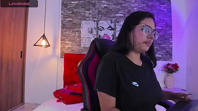 Emily sc online show from March 13, 4:34 pm