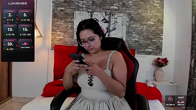 Emily sc online show from March 15, 12:24 pm