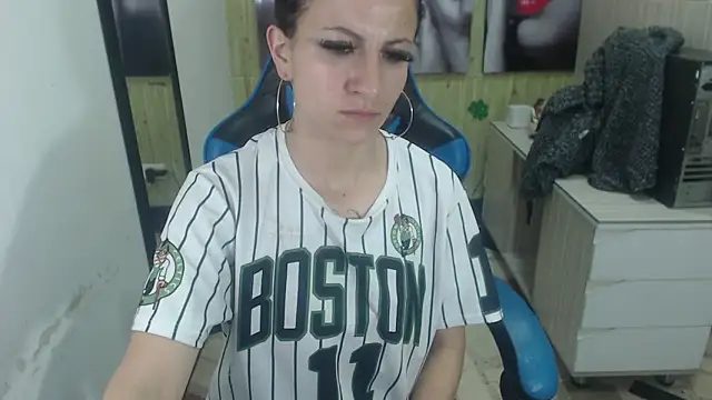 Anniee x online show from February 28, 1:03 pm