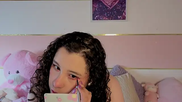 Charlotte  Miller online show from December 1, 12:10 pm