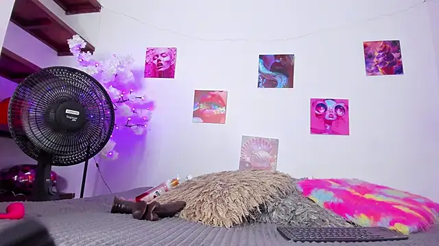 ebony cutte online show from March 20, 7:57 pm