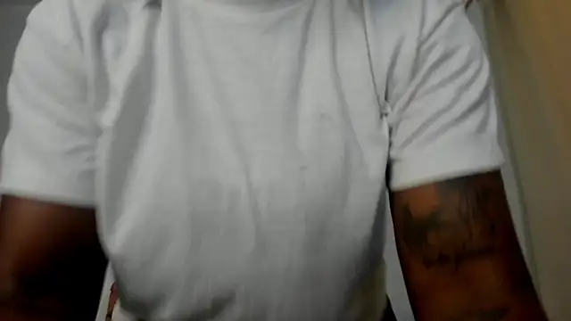 ebony cutte online show from October 17, 7:05 pm