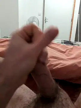 Snapshot of coquin5995 chatting on October 5, 7:07 am coquin5995 online show from October 5, 7:07 am