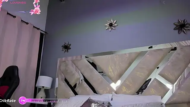 nayara macherano online show from September 9, 11:10 am