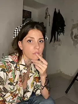 Izy cute  online show from January 17, 6:36 am