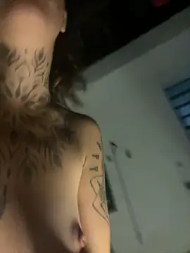 Izy cute  online show from February 2, 4:37 am