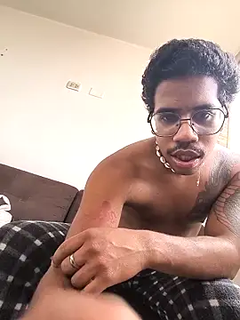 Snapshot of THEGOATHL chatting on December 17, 4:24 pm THEGOATHL online show from December 17, 4:24 pm