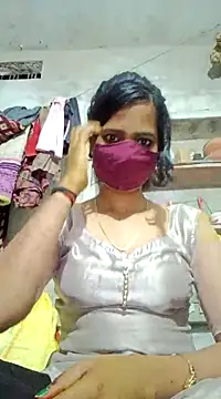 Snapshot of Pooja_cut chatting on February 17, 6:15 pm Pooja cut online show from February 17, 6:15 pm