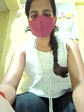 Snapshot of Pooja_cut chatting on September 11, 4:40 pm Pooja cut online show from September 11, 4:40 pm