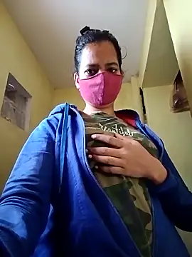 Snapshot of Pooja_cut chatting on November 7, 1:49 am Pooja cut online show from November 7, 1:49 am