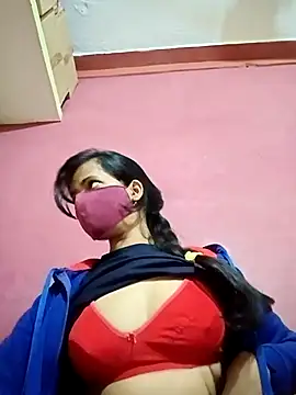 Snapshot of Pooja_cut chatting on November 27, 2:41 pm Pooja cut online show from November 27, 2:41 pm