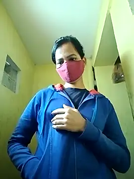 Snapshot of Pooja_cut chatting on November 28, 2:47 am Pooja cut online show from November 28, 2:47 am